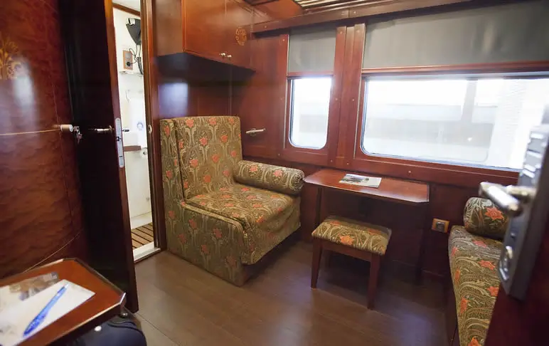 Grand Class Cabin - Image 5