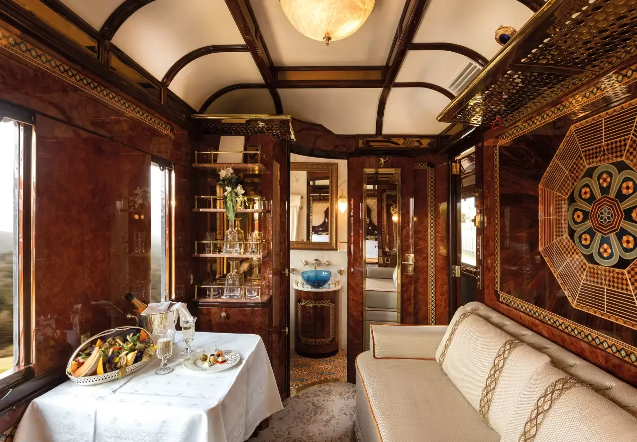 Grand Suite - Image 4