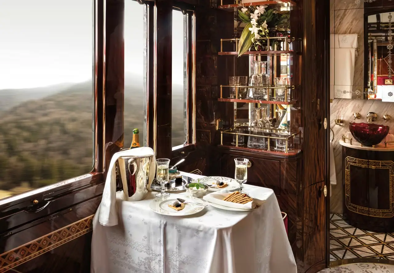 Grand Suite - Image 3