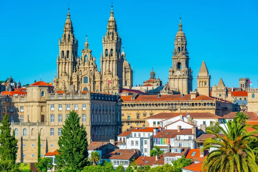 From Santiago de Compostela to San Sebastian